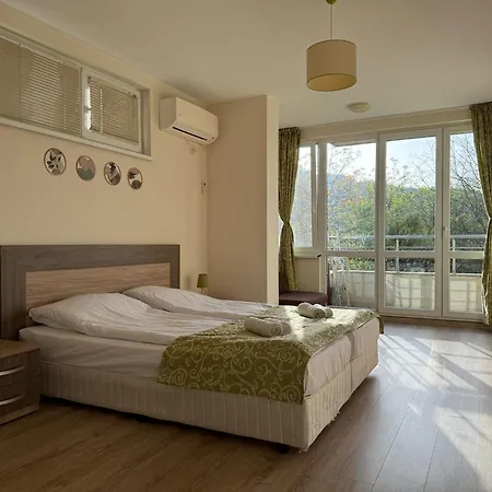 View Σαντάνσκι